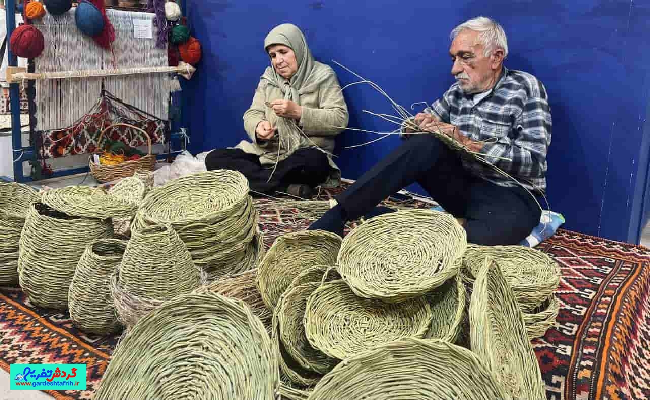 نمایشگاه شیراز اکسپو روز جمعه ۲۴ مهرماه به کار خود پایان داد. گزارش تصویری پایگاه خبری «گردش تفریح» از روز پایانی این نمایشگاه را ببینید.
